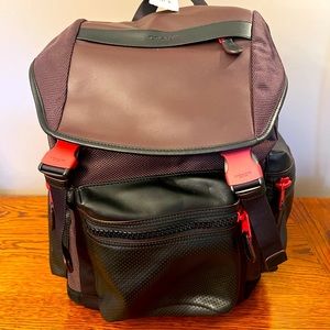 COACH NWT Men’s Trek Pack MM leather backpack.